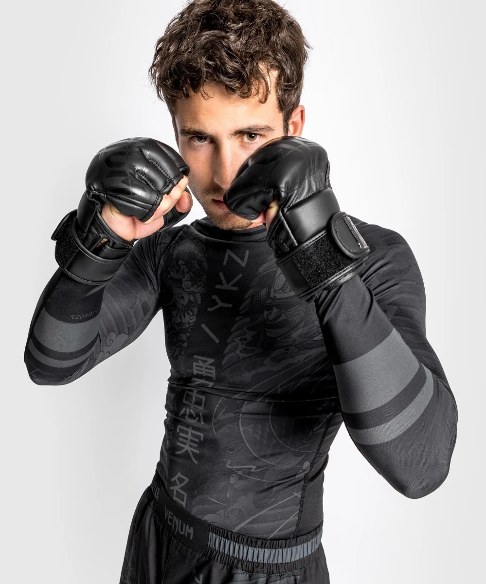 Venum YKZ21 Rashguard - Long Sleeve - MMA Factory 6 Venum YKZ21 Rashguard - Long Sleeve - MMA Factory - Image 4