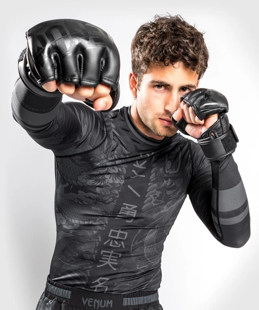 Venum YKZ21 Rashguard - Long Sleeve - MMA Factory 5 Venum YKZ21 Rashguard - Long Sleeve - MMA Factory - Image 3