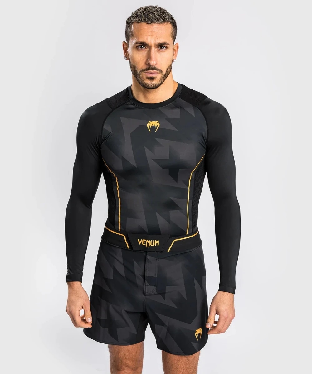 Venum Razor Rashguard - Long Sleeve - MMA Factory - Image 4