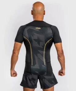 Venum Razor Rashguard Short Sleeves - MMA Factory 13 Venum Razor Rashguard Short Sleeves - MMA Factory -Sports - Boxing 7 252f2 252f2 252fa 252f722a315b430d70208286c0c3787094259244992c 2 00df6037 5584 4481 a111 6a593d4ddd89 1080x 1