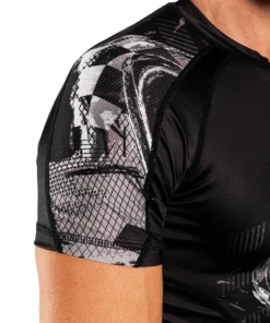 Venum Skull Rashguard - Short Sleeve - MMA Factory -Sports - Boxing 7 252fc 252f4 252ff 252f7c4f32cca2615c9715af3a0dd7254bf5da40fa2b rash ss skull black sd 08 900x