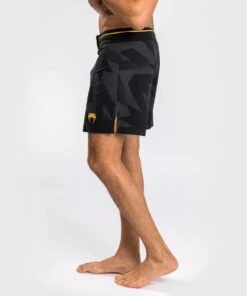 Venum Razor Fightshorts - MMA Factory -Sports - Boxing 8 252f5 252f2 252fe 252f852e083cece7dfeb5c458da463925e1cd084b9fc fs razor black gold 05 c58f3da5 6baa 4e24 9d96 ea450dd8e027 1080x 1