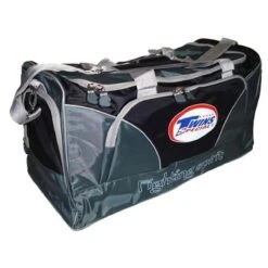 Twins Gym Bag - BAG2 - MMA Factory 7 Twins Gym Bag - BAG2 - MMA Factory -Sports - Boxing bag 2 34144.1575534370 1