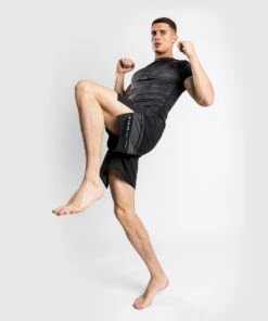 Venum Ykz21 Fightshorts - MMA Factory -Sports - Boxing e1340fdb054d9a1fe1d06fefb3ffa9abafc92bbf fs ykz black black 02 1